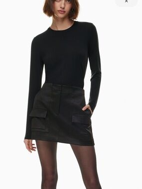 Aritzia Everyday Black Long Sleeve